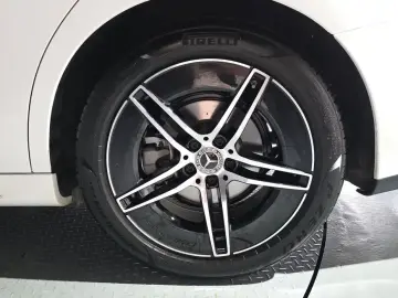 2026 Mercedes-Benz E-Класс с пробегом 5 077 км