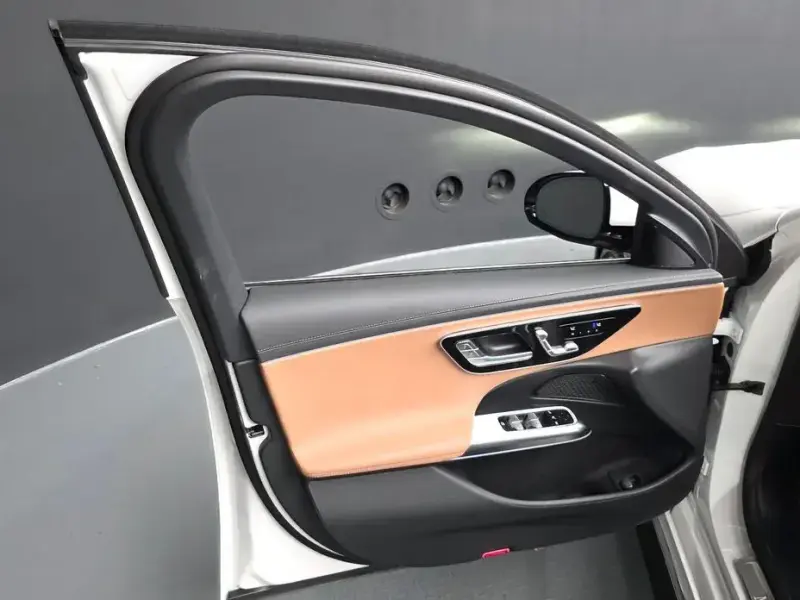 2026 Mercedes-Benz E-Класс с пробегом 5 077 км