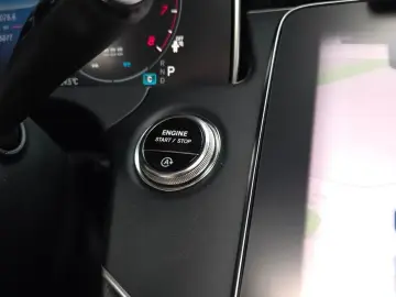 2026 Mercedes-Benz E-Класс с пробегом 5 077 км