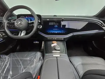 2024 Mercedes-Benz E-Класс с пробегом 27 786 км