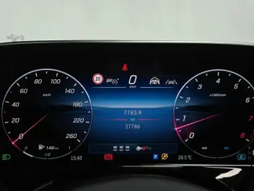 2024 Mercedes-Benz E-Класс с пробегом 27 786 км