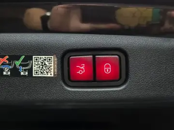 2024 Mercedes-Benz E-Класс с пробегом 27 786 км