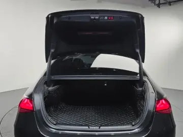 2024 Mercedes-Benz E-Класс с пробегом 27 786 км