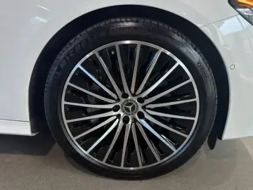 2024 Mercedes-Benz E-Класс с пробегом 17 203 км