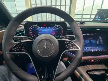 2024 Mercedes-Benz E-Класс с пробегом 17 203 км