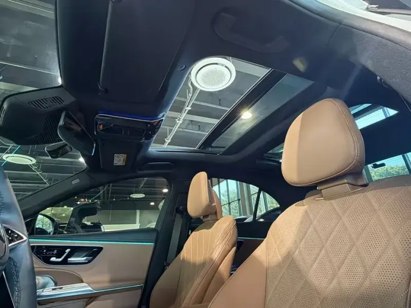 2024 Mercedes-Benz E-Класс с пробегом 17 203 км