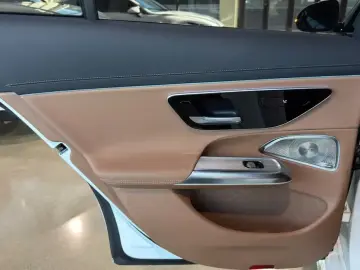2024 Mercedes-Benz E-Класс с пробегом 17 203 км