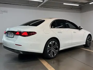 2025 Mercedes-Benz E-Класс с пробегом 17 261 км