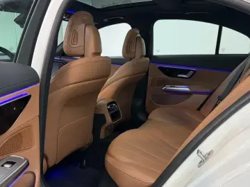 2025 Mercedes-Benz E-Класс с пробегом 1 894 км