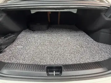 2025 Mercedes-Benz E-Класс с пробегом 17 261 км