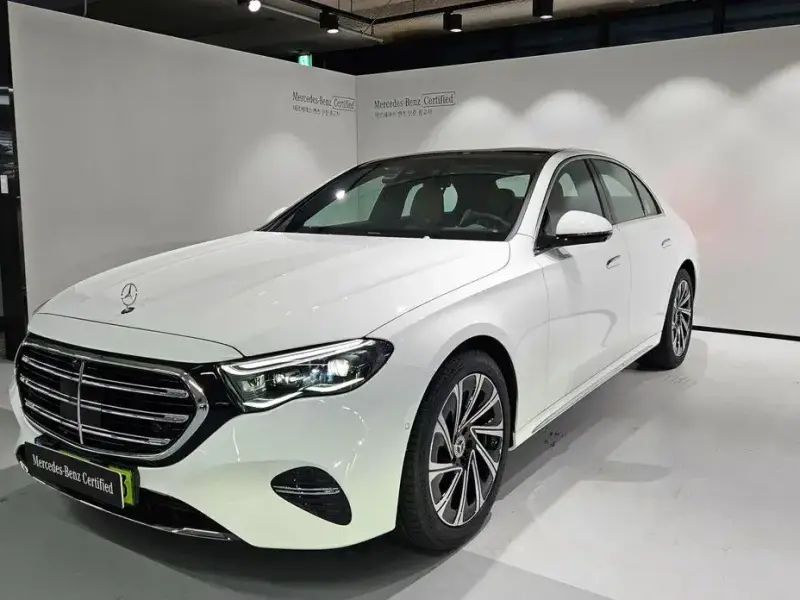 2025 Mercedes-Benz E-Класс с пробегом 228 км