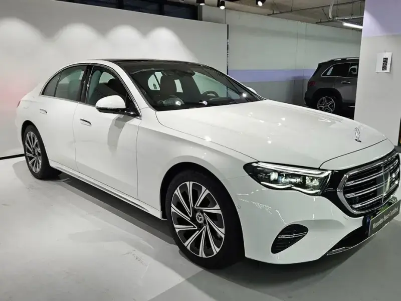 2025 Mercedes-Benz E-Класс с пробегом 228 км