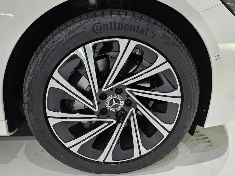 2025 Mercedes-Benz E-Класс с пробегом 228 км