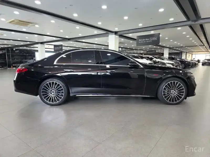 2025 Mercedes-Benz E-Класс с пробегом 9 478 км