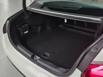 2025 Mercedes-Benz E-Класс с пробегом 228 км