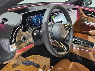 2025 Mercedes-Benz E-Класс с пробегом 228 км