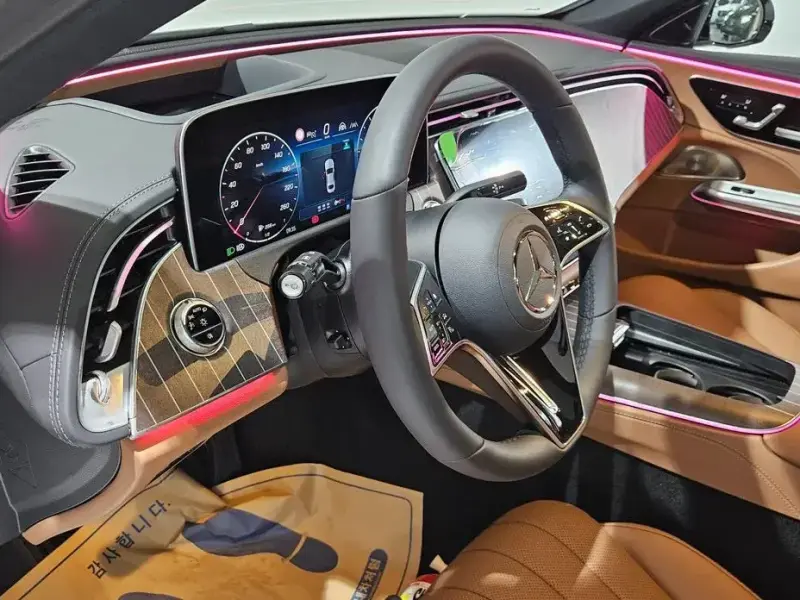 2025 Mercedes-Benz E-Класс с пробегом 228 км