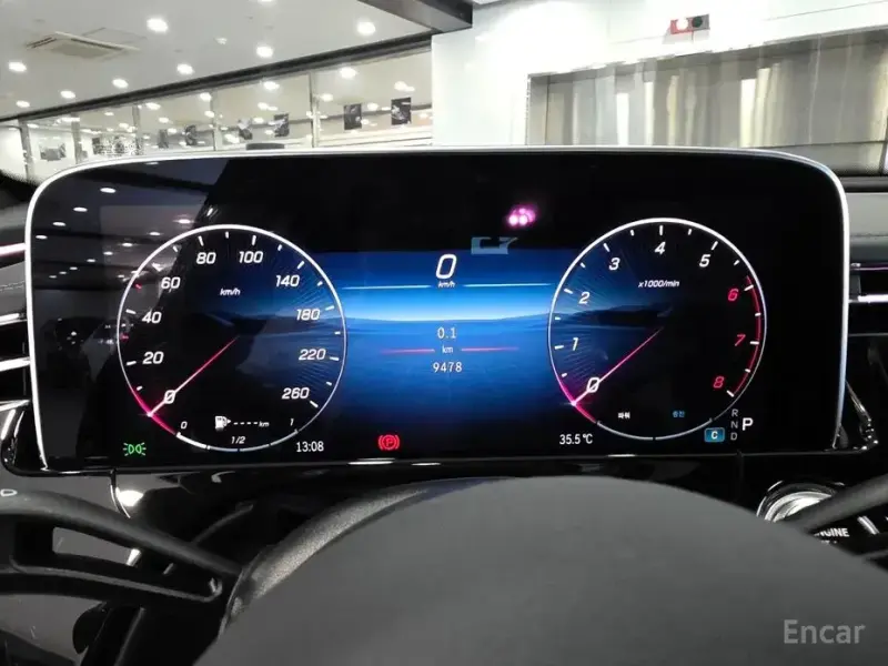 2025 Mercedes-Benz E-Класс с пробегом 9 478 км