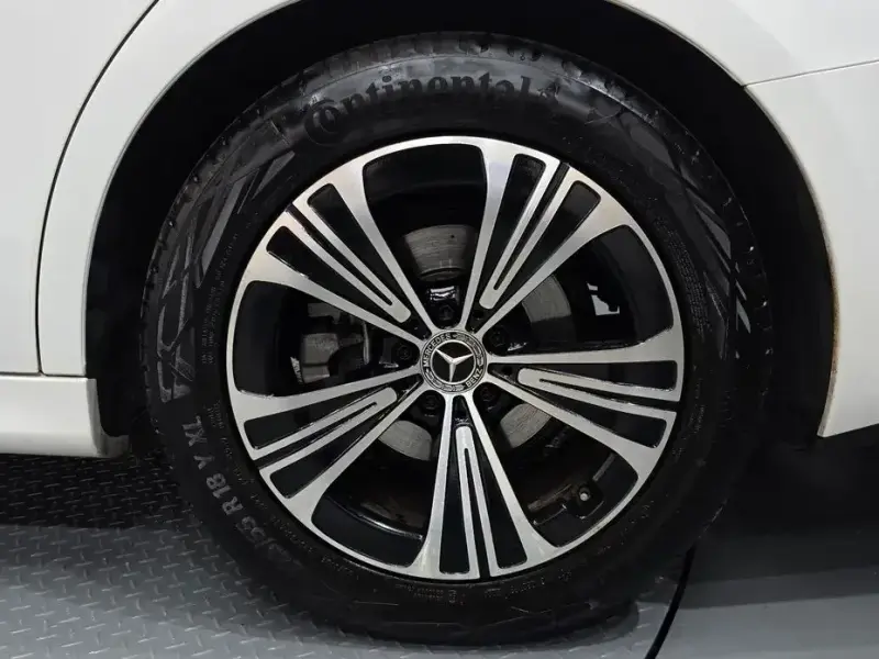 2024 Mercedes-Benz E-Класс с пробегом 18 154 км