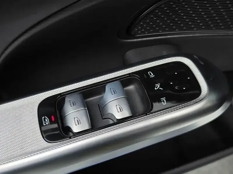 2024 Mercedes-Benz E-Класс с пробегом 18 154 км