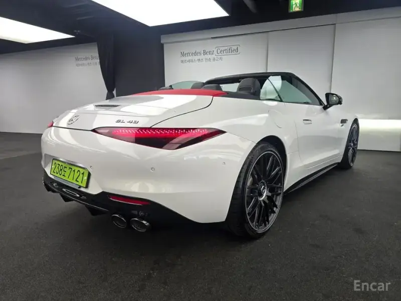 2025 Mercedes-Benz SL-Класс AMG с пробегом 3 353 км