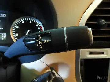 2020 Mercedes-Benz V-Класс с пробегом 32 440 км