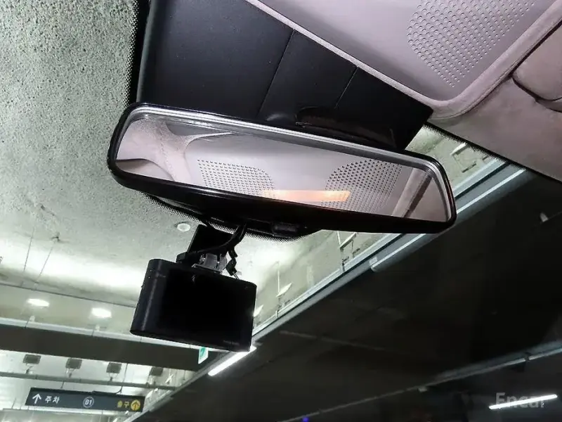 2020 Mercedes-Benz V-Класс с пробегом 32 440 км