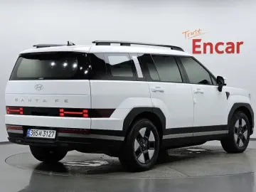2025 Hyundai Santa Fe с пробегом 9 466 км