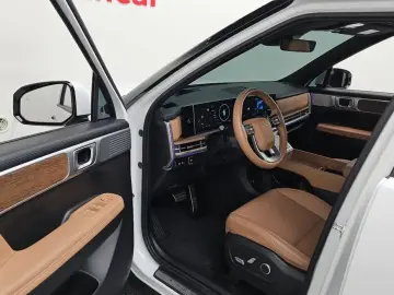 2025 Hyundai Santa Fe с пробегом 9 466 км