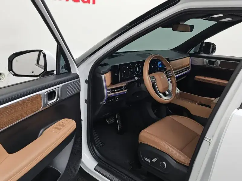 2025 Hyundai Santa Fe с пробегом 9 466 км
