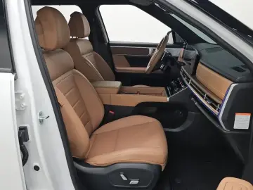 2025 Hyundai Santa Fe с пробегом 9 466 км