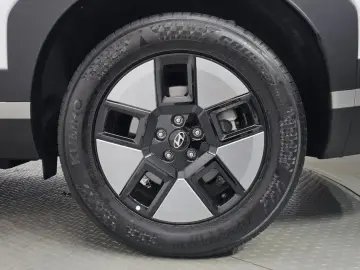 2025 Hyundai Santa Fe с пробегом 9 466 км