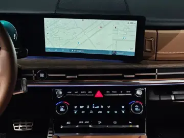 2025 Hyundai Santa Fe с пробегом 12 445 км