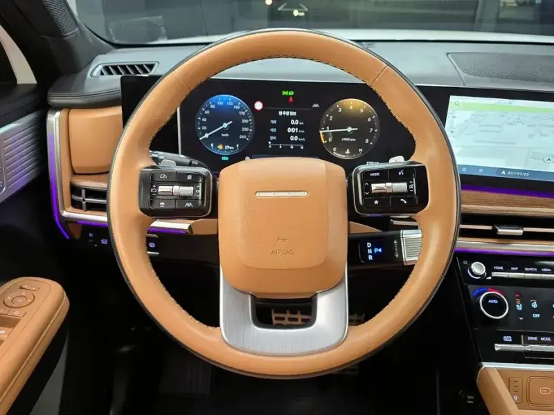 2023 Hyundai Santa Fe с пробегом 23 917 км