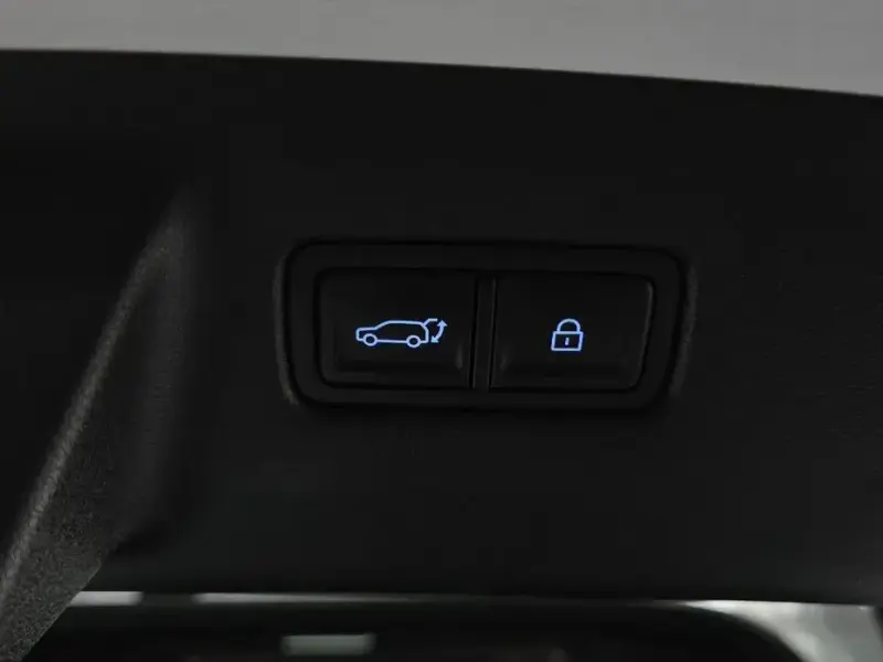 2023 Hyundai Santa Fe с пробегом 23 917 км