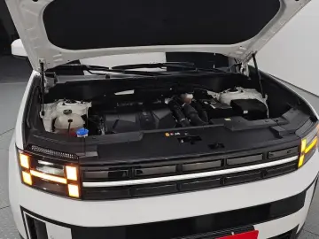 2023 Hyundai Santa Fe с пробегом 37 147 км