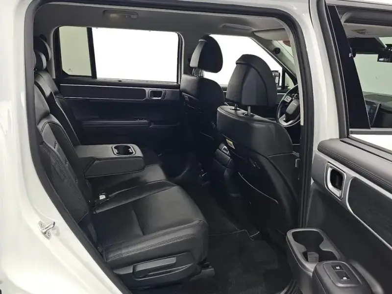 2023 Hyundai Santa Fe с пробегом 37 147 км