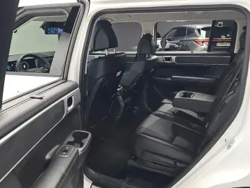 2023 Hyundai Santa Fe с пробегом 37 147 км