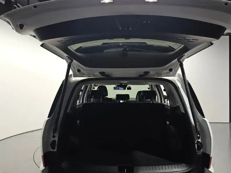 2023 Hyundai Santa Fe с пробегом 37 147 км
