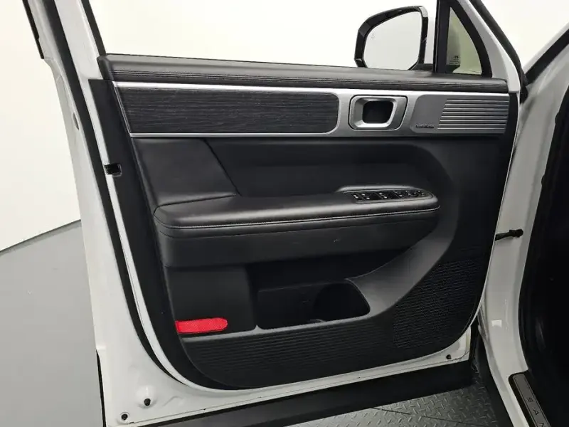 2023 Hyundai Santa Fe с пробегом 37 147 км