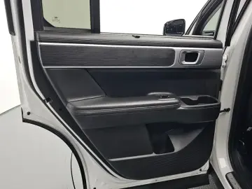 2023 Hyundai Santa Fe с пробегом 37 147 км