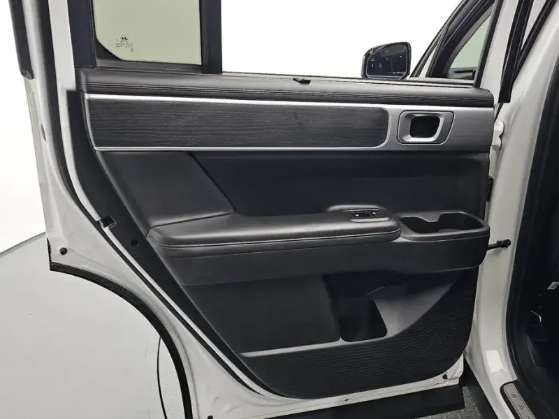 2023 Hyundai Santa Fe с пробегом 37 147 км