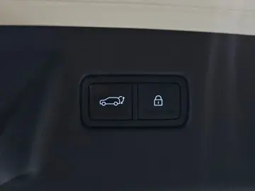 2023 Hyundai Santa Fe с пробегом 37 147 км