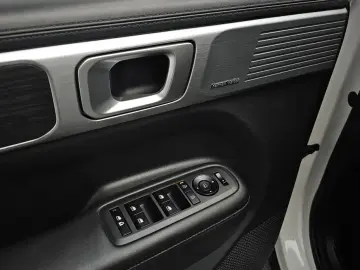 2023 Hyundai Santa Fe с пробегом 37 147 км