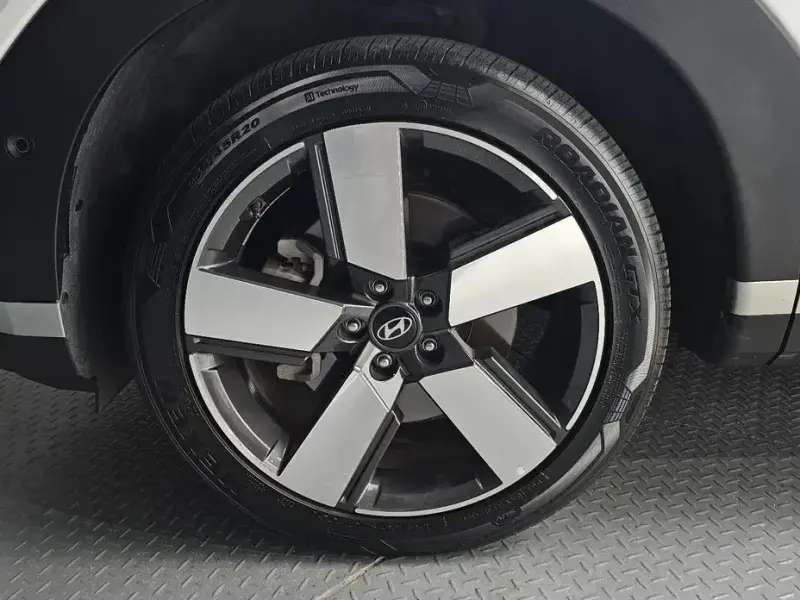 2024 Hyundai Santa Fe с пробегом 43 684 км