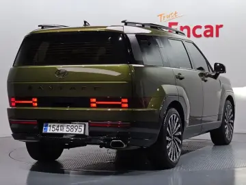 2024 Hyundai Santa Fe с пробегом 16 496 км