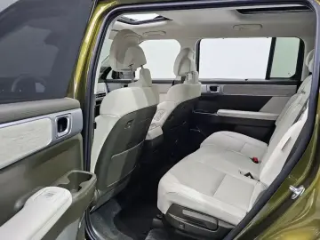 2024 Hyundai Santa Fe с пробегом 16 496 км