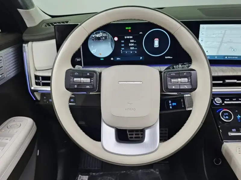 2024 Hyundai Santa Fe с пробегом 16 496 км