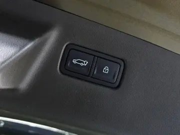 2024 Hyundai Santa Fe с пробегом 16 496 км