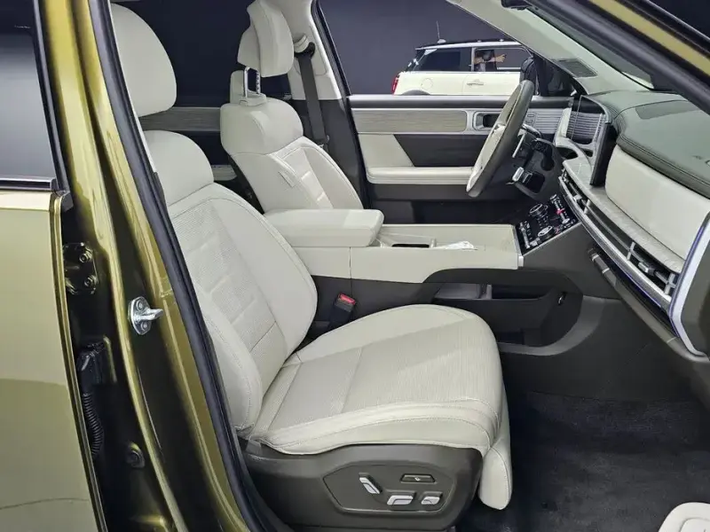 2024 Hyundai Santa Fe с пробегом 16 496 км